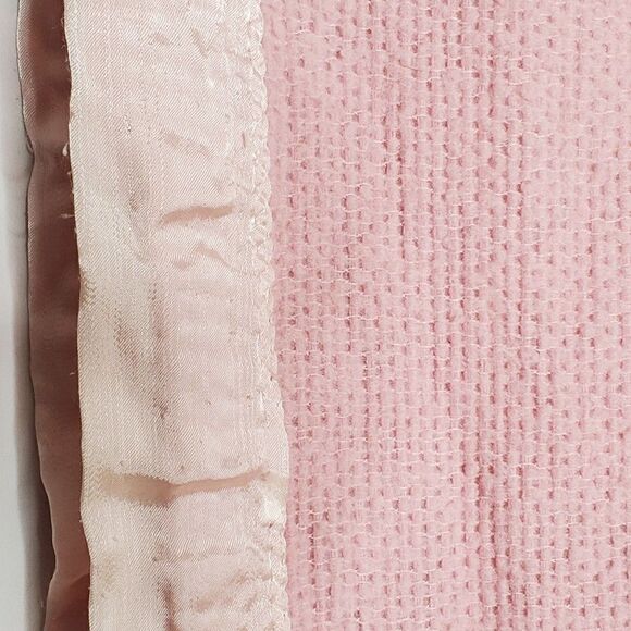 Vintage Waffle Weave Acrylic Blend Shiny Satin Trim Pink Blanket 70" X 84" - Picture 3 of 6
